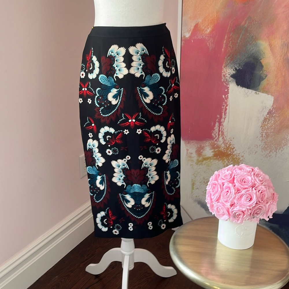 Black silk pencil skirt by ALC. size 0